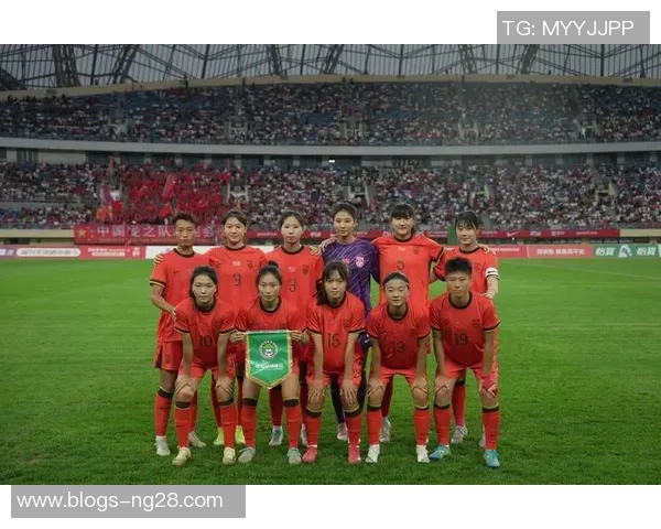 中国U20青年队迎战冰岛U20球队展开激烈较量展现青春风采与竞技精神 中国U20青年队迎战冰岛U20球队展开激烈较量展现青春风采与竞技精神