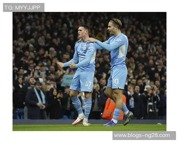 利兹联主场迎战曼城展现英超激烈对抗与精彩瞬间 利兹联主场迎战曼城展现英超激烈对抗与精彩瞬间